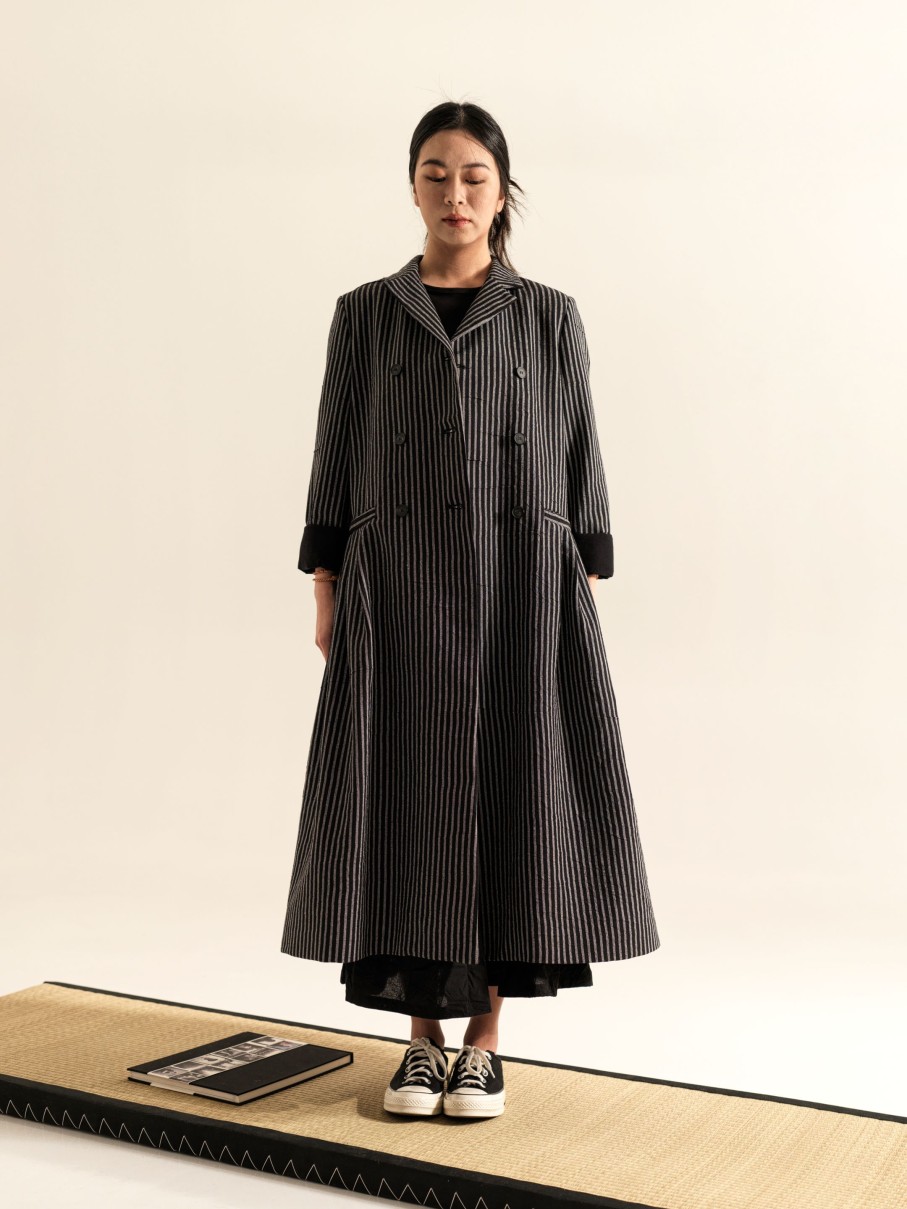 WENDYKEI Striped Overcoat With Double-Breasted Buttoning