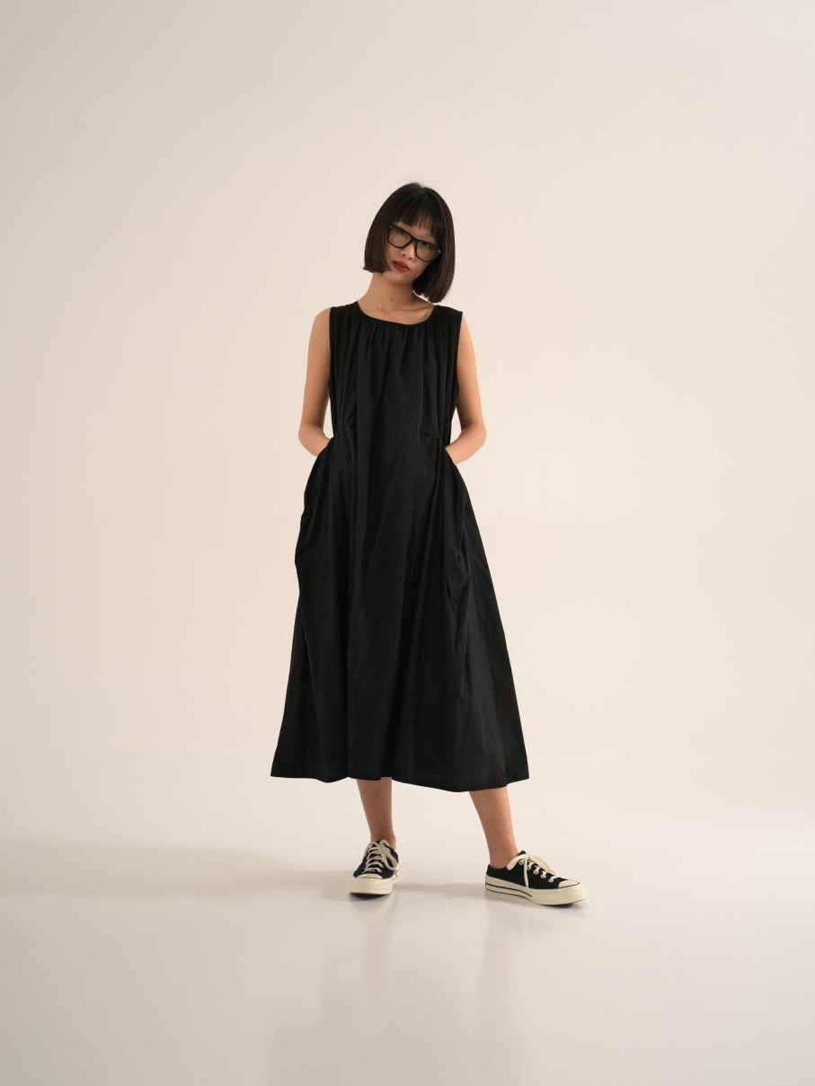 WENDYKEI Sleeveless Dress With Ruffled Pockets