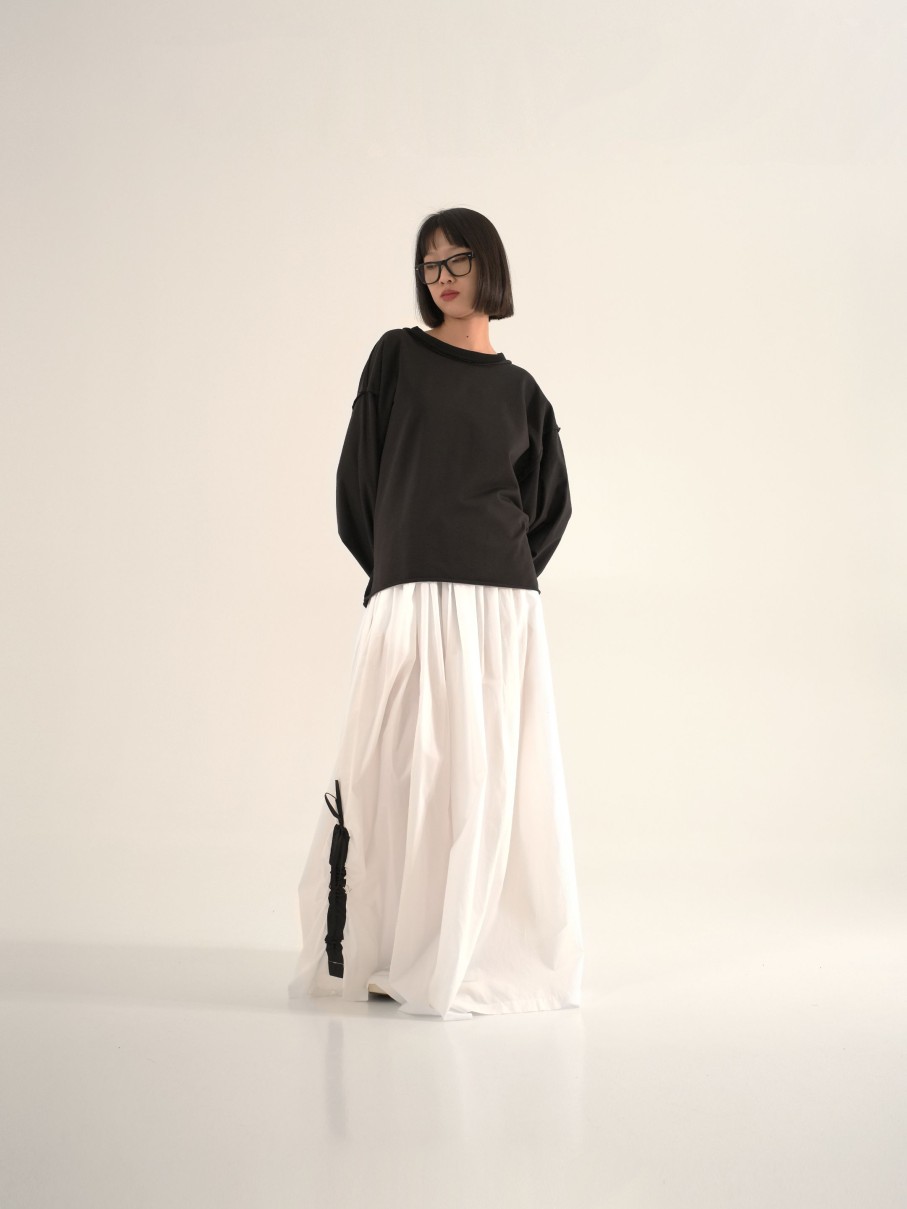 WENDYKEI Wide Sweater With Bat Sleeves